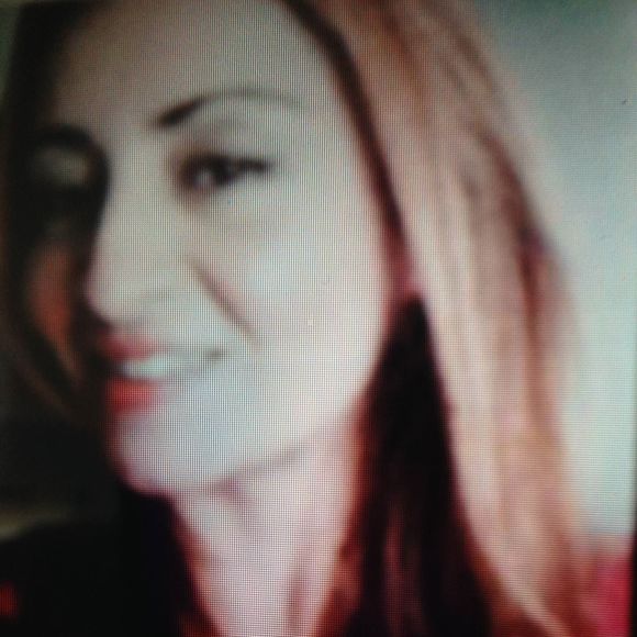 Meet your Posher, Elia - Picture 1 of 1